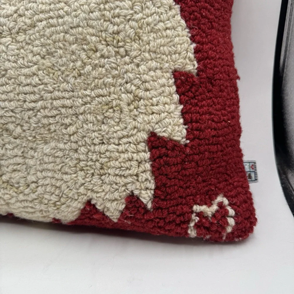 Chandler 4 Corners Hand Hooked 100% Wool Pillow Santa Christmas Laura Megroz